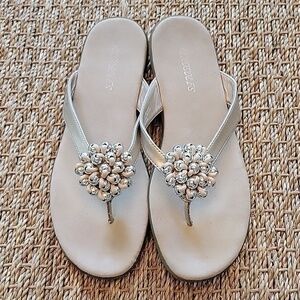AEROSOLES sandals with silver bead accents.  Size 8 M.